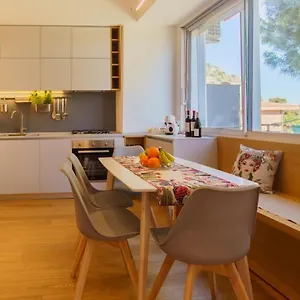 Apartment Domus Aurea Luxury, Cefalù