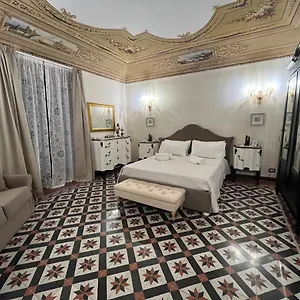 Apartment La Piazza E Mia, Cefalù